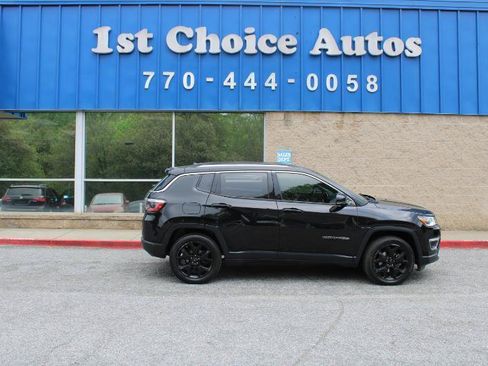 Used 2018 Jeep Compass Limited w/ Navigation Group AWD/4WD image 19