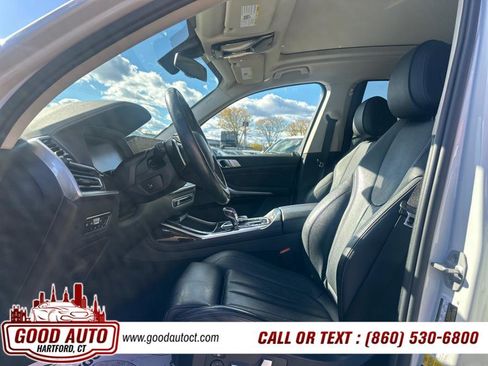 Used 2021 BMW X7 xDrive40i w/ Executive Package image 8