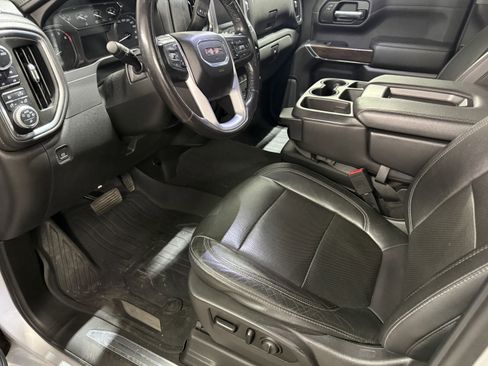 Used 2020 GMC Sierra 1500 SLT w/ X31 Off-Road Package image 18
