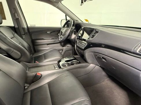 Used 2019 Honda Pilot Touring image 49