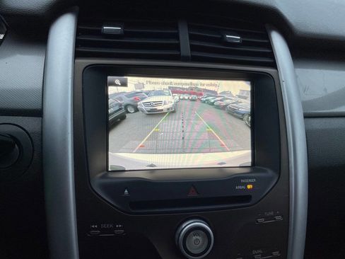 Used 2011 Ford Edge SEL w/ 202A Rapid Spec Order Code image 16