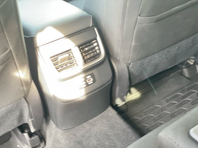 Certified 2025 Subaru Outback Premium AWD/4WD image 13