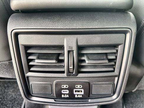 Used 2026 Subaru Forester Premium AWD/4WD image 35