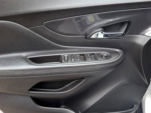 Used 2020 Buick Encore Preferred w/ Safety Package image 18