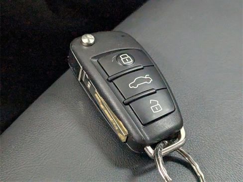 Used 2021 Audi Q3 2.0T Premium w/ Convenience Package image 23