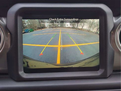 Used 2022 Jeep Wrangler Unlimited Sahara w/ LED Lighting Group image 16