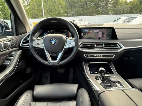 Used 2022 BMW X7 xDrive40i w/ Premium Package AWD/4WD image 15