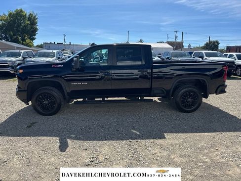 Used 2024 Chevrolet Silverado 2500 W/T AWD/4WD image 3