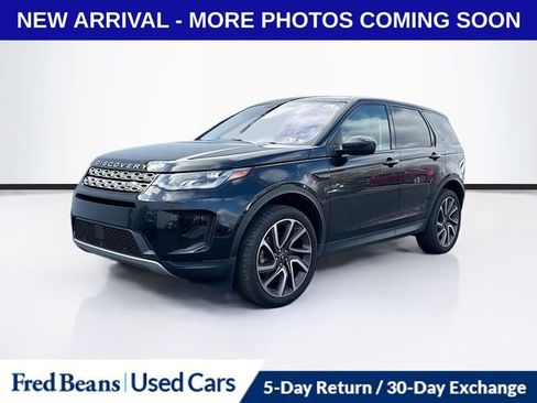 Used 2020 Land Rover Discovery Sport SE image 3