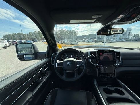 Used 2024 RAM 2500 Laramie w/ Night Edition image 13