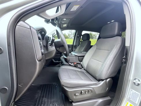 Used 2024 Chevrolet Silverado 2500 Custom w/ Custom Value Package AWD/4WD image 11