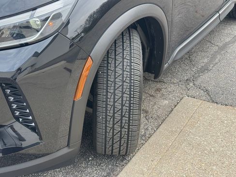 Used 2023 INFINITI QX60 Luxe image 10