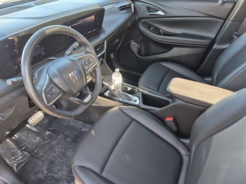 Used 2024 Buick Encore GX Sport Touring w/ Experience Buick Package image 11