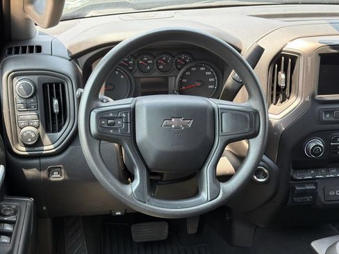 Used 2025 Chevrolet Silverado 1500 Custom Trail Boss w/ Turbomax Blackout Package AWD/4WD image 18
