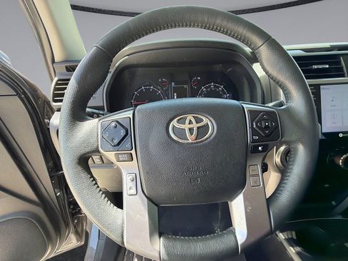 Used 2021 Toyota 4Runner SR5 RWD image 21