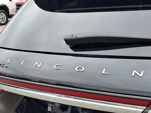 Used 2021 Lincoln Corsair AWD image 29