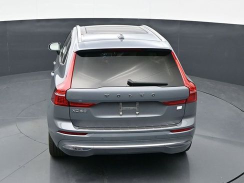 Used 2022 Volvo XC60 T8 Inscription Expression w/ Advanced Package AWD/4WD image 32