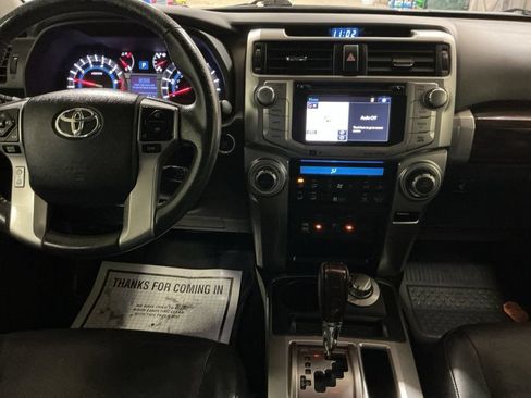 Used 2017 Toyota 4Runner Limited AWD/4WD image 18