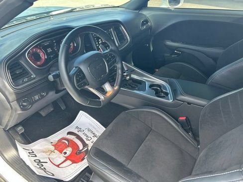 Used 2021 Dodge Challenger SRT Hellcat RWD image 8