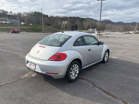Used 2014 Volkswagen Beetle 1.8T image 8