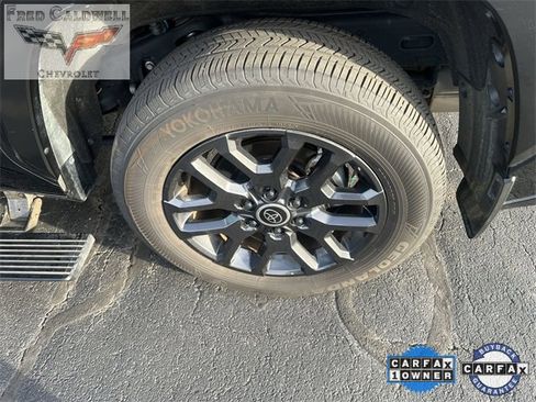 Used 2024 Toyota Sequoia image 33