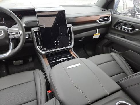 New 2026 GMC Yukon XL Denali w/ Sun & Power Step Package image 36