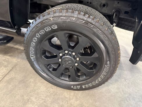 Certified 2025 RAM 2500 Big Horn AWD/4WD image 28