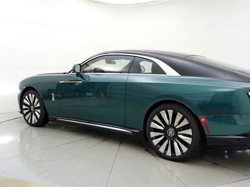 Used 2024 Rolls-Royce Spectre w/ Spectre Launch Package image 3