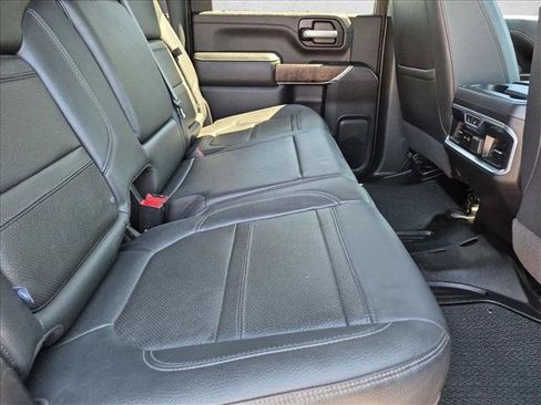 Used 2021 GMC Sierra 2500 Denali w/ Denali Black Diamond Edition AWD/4WD image 20