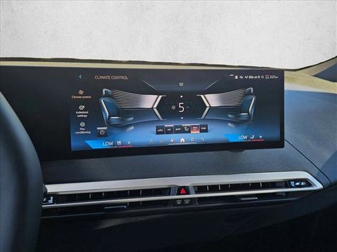 New 2026 BMW iX xDrive45 image 15
