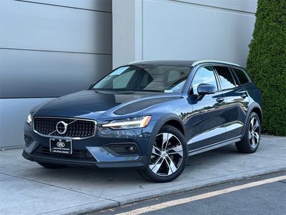 Used 2024 Volvo V60 B5 Cross Country Plus