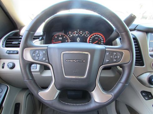 Used 2016 GMC Yukon Denali w/ Open Road Package RWD image 25
