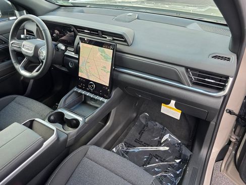 New 2026 GMC Terrain Elevation w/ Black Edition AWD/4WD image 28