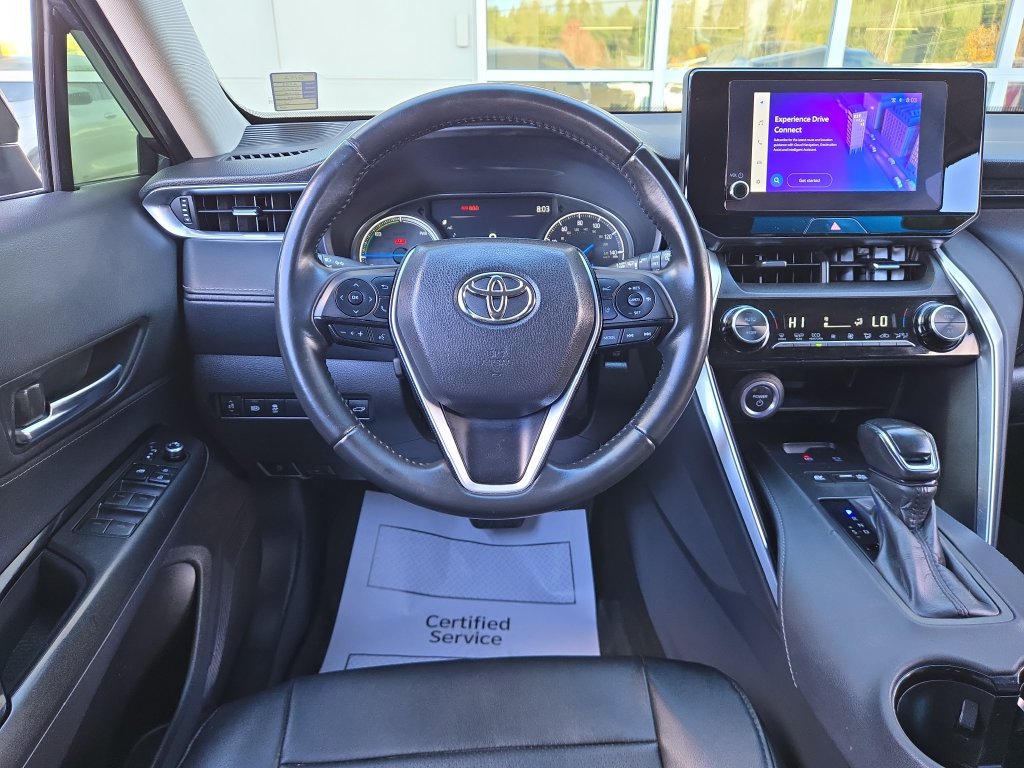 Used 2023 Toyota Venza LE AWD/4WD image 19