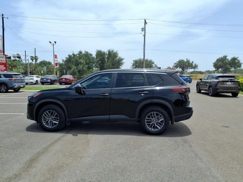 Used 2024 Nissan Rogue S FWD image 2