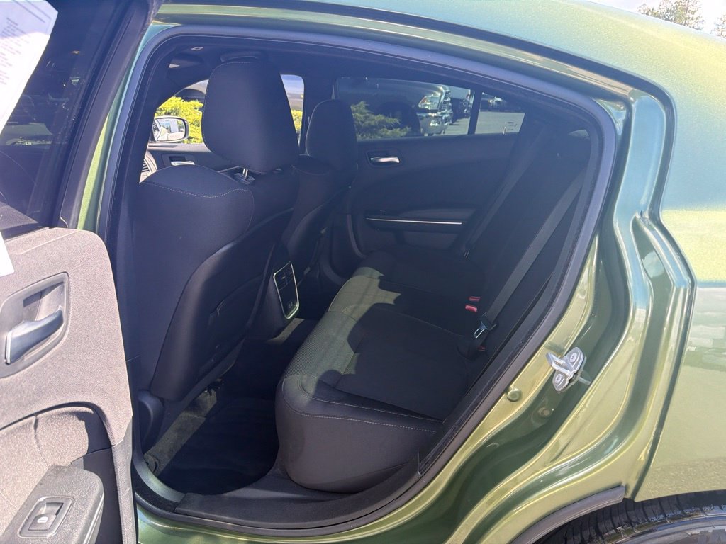 Used 2018 Dodge Charger R/T Scat Pack RWD image 19