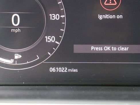 Used 2020 Land Rover Range Rover Sport SE image 30