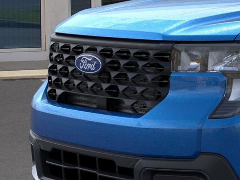 New 2026 Ford Maverick XLT w/ XLT Luxury Package FWD image 19