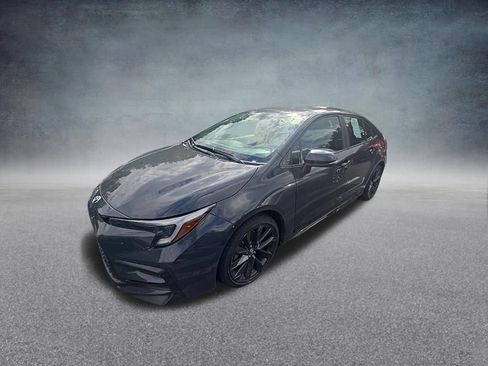 Used 2025 Toyota Corolla SE FWD image 4