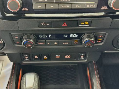 Used 2023 Nissan Frontier PRO-4X w/ Pro-4X Premium Package AWD/4WD image 21