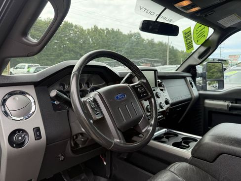 Used 2013 Ford F350 Lariat w/ Chrome Pkg AWD/4WD image 32