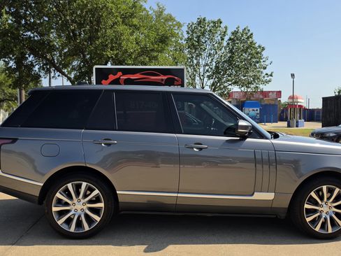 Used 2017 Land Rover Range Rover Supercharged AWD/4WD image 7