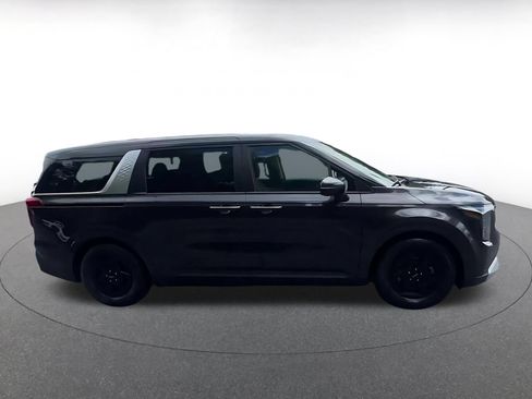 Used 2026 Kia Carnival FWD image 16