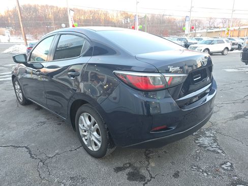 Used 2018 Toyota Yaris iA image 30