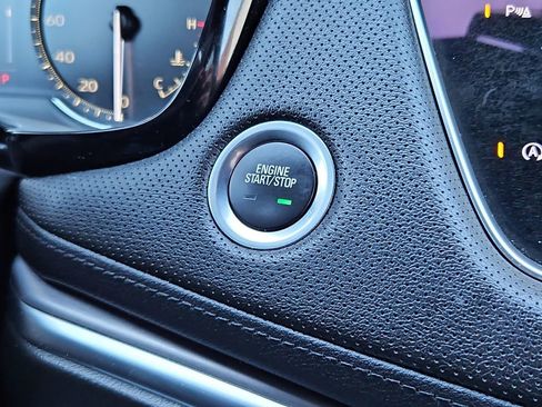 Used 2023 Cadillac XT5 Luxury image 17