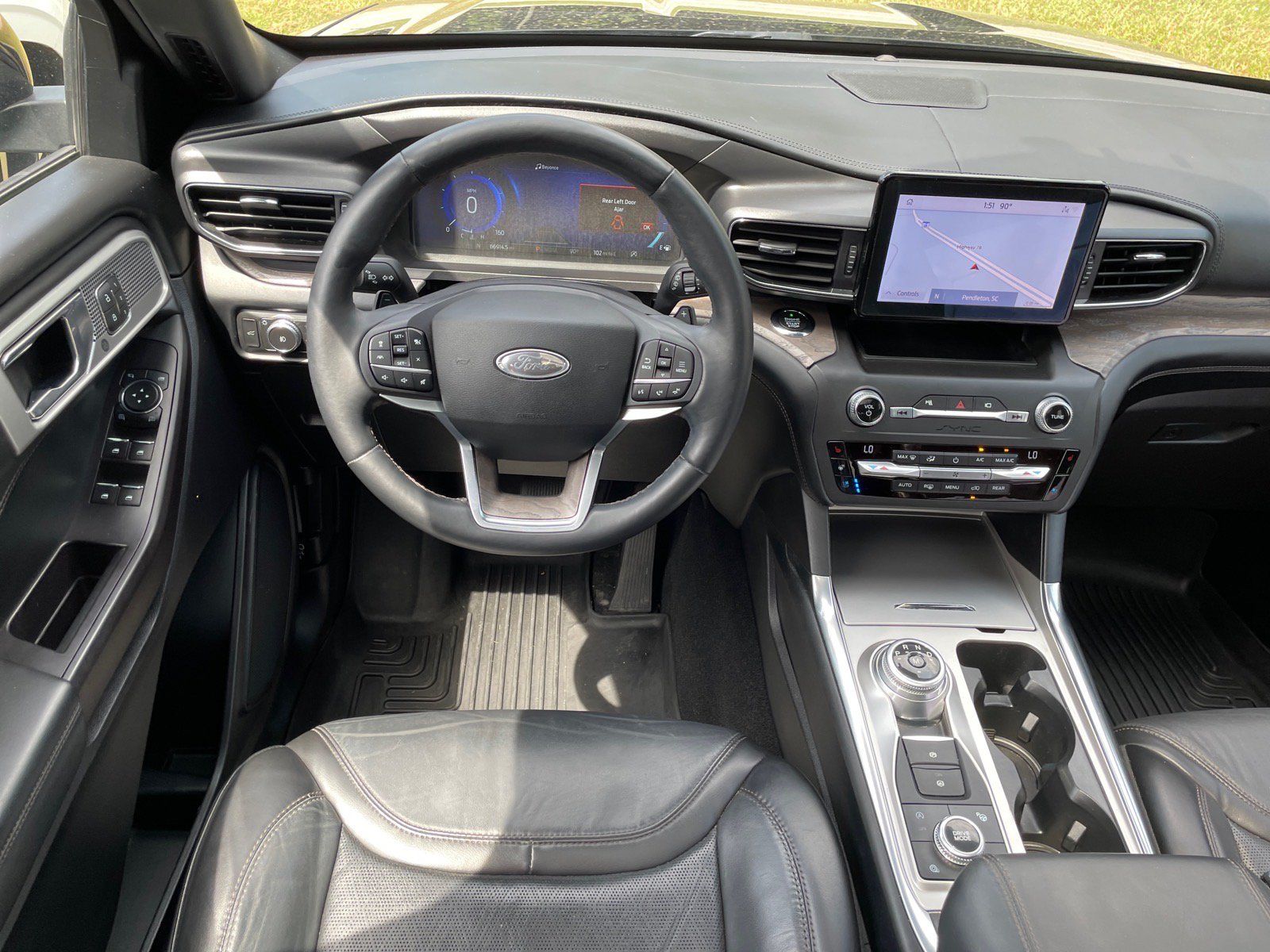 Used 2020 Ford Explorer Platinum AWD/4WD image 9