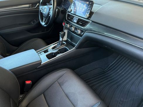 Used 2020 Honda Accord Sport image 14