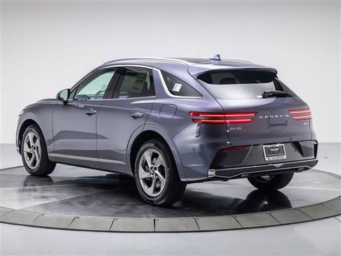 New 2026 Genesis GV70 2.5T image 3