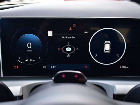 Used 2025 Hyundai Tucson SEL image 46