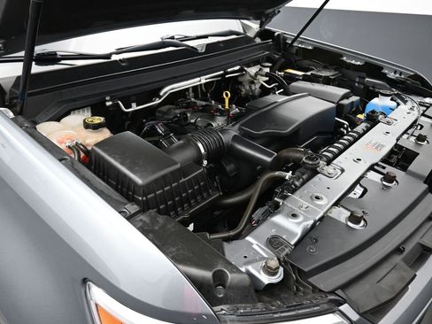 Used 2022 Chevrolet Colorado LT w/ LT Convenience Package image 46